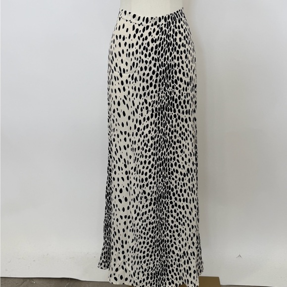 Reformation Snow Leopard Print Vista Maxi Skirt - Picture 7 of 9